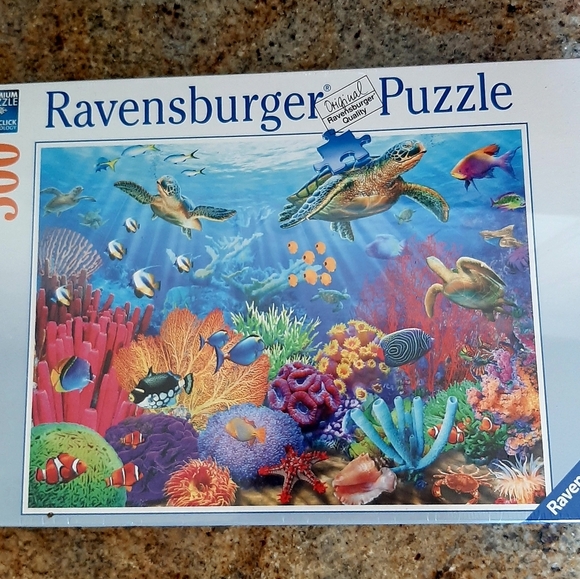 RAVENSBURGER PUZZLE. - Picture 1 of 10